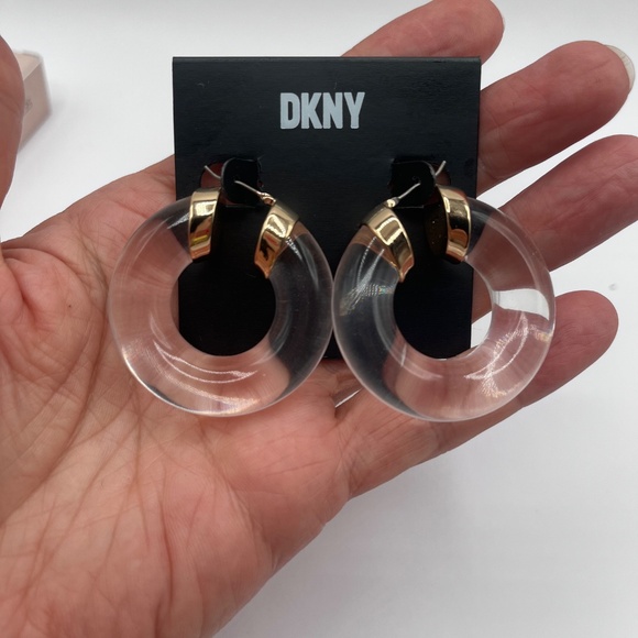 DKNY Clear Resin Hoop Earrings NEW - NEVER WORN! - Picture 3 of 5